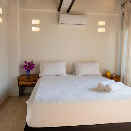 Casa Familiar - Maria De Palmas -getsemani